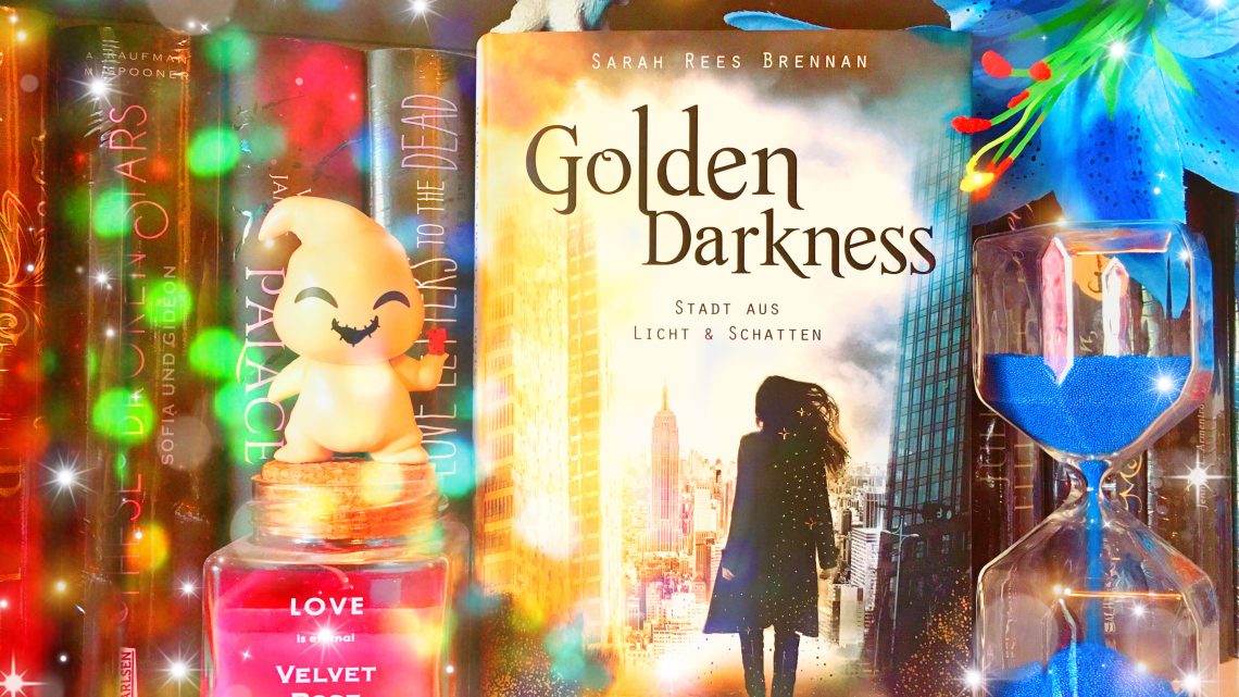 Golden Darkness – Stadt aus Licht & Schatten
